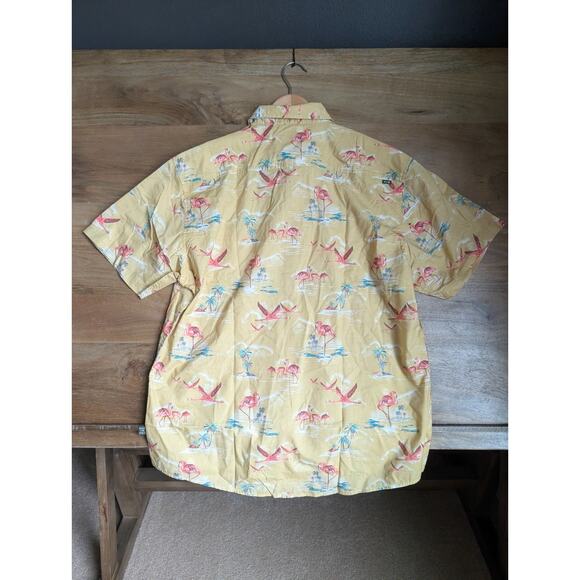 NWT Howler Brothers The Original Mansfield Shirt Mens XL Yellow Flamingo Pattern - Picture 2 of 5